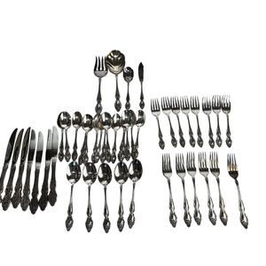 1881 Rogers Oneida 1967 Vintage Baroque Rose Silverplate flatware Set 46 Pieces